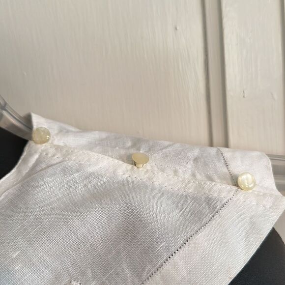 Vintage 80s white muslin collar with Battenberg lace & buttons on side - Picture 3 of 5